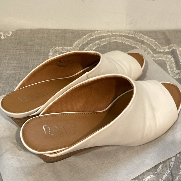 Franco Sarto cream open toe slide wedge mule 7.5 - Picture 3 of 9